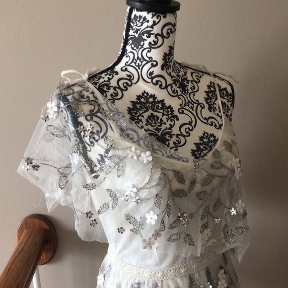 🆕 Sequined Dress 👗 - Picture 3 of 10